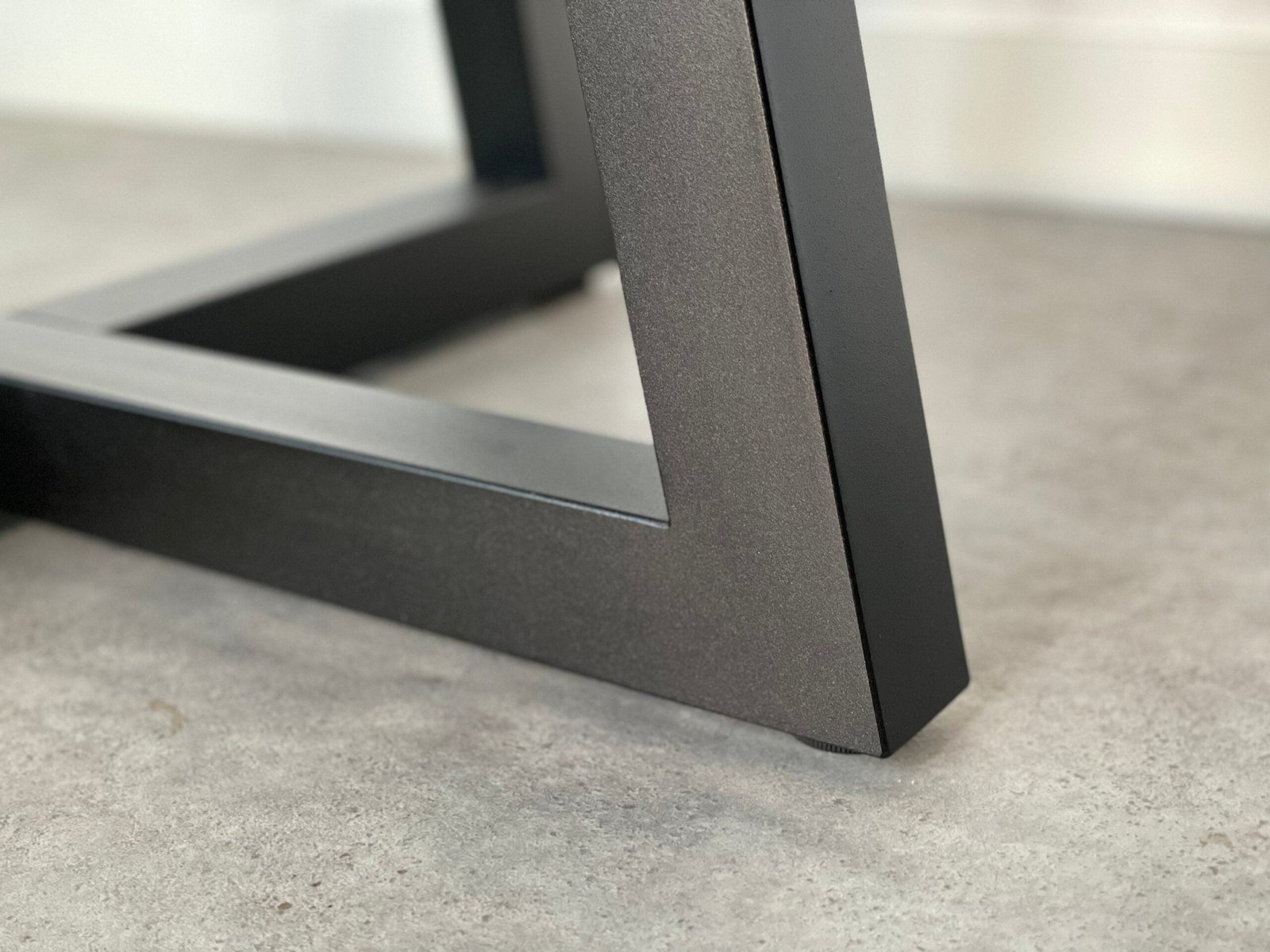 High Cross 5 dining table base, view 6
